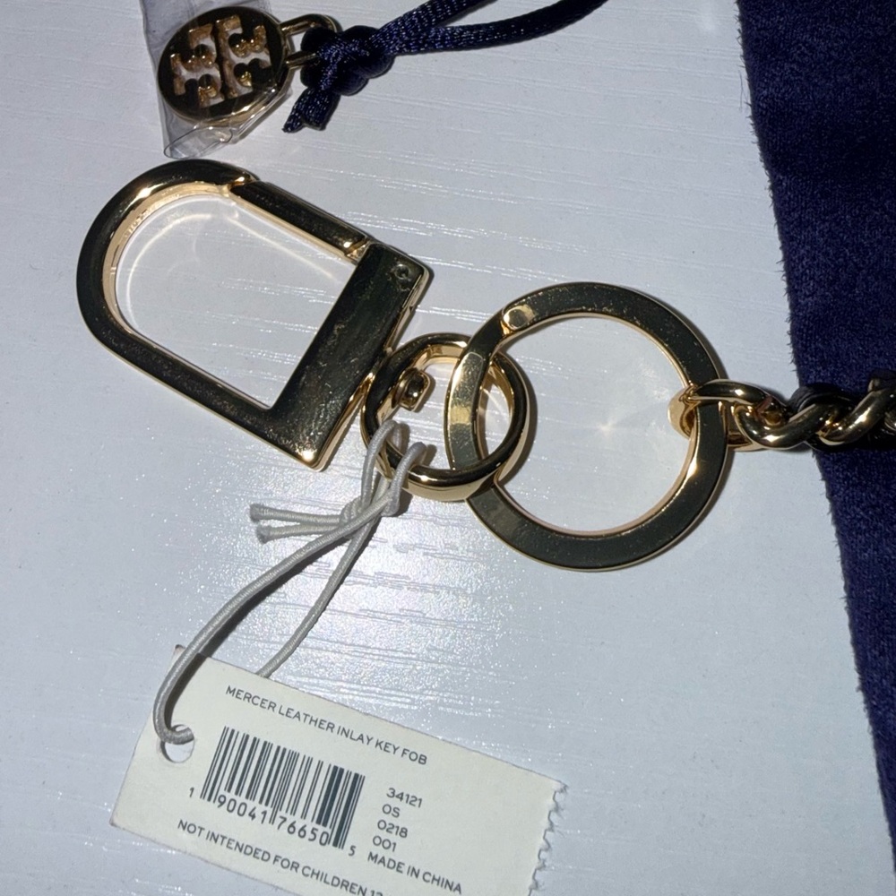 Tory Burch Gold-Tone Logo Keyring with Navy Pouch - Picture 4 of 6